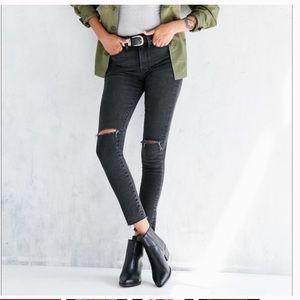 BDG Twig Crop High-Rise Skinny Jean